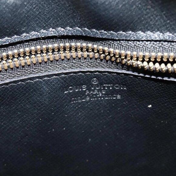 LOUIS VUITTON Epi Trocadero 23 Shoulder Bag Black - Picture 9 of 16